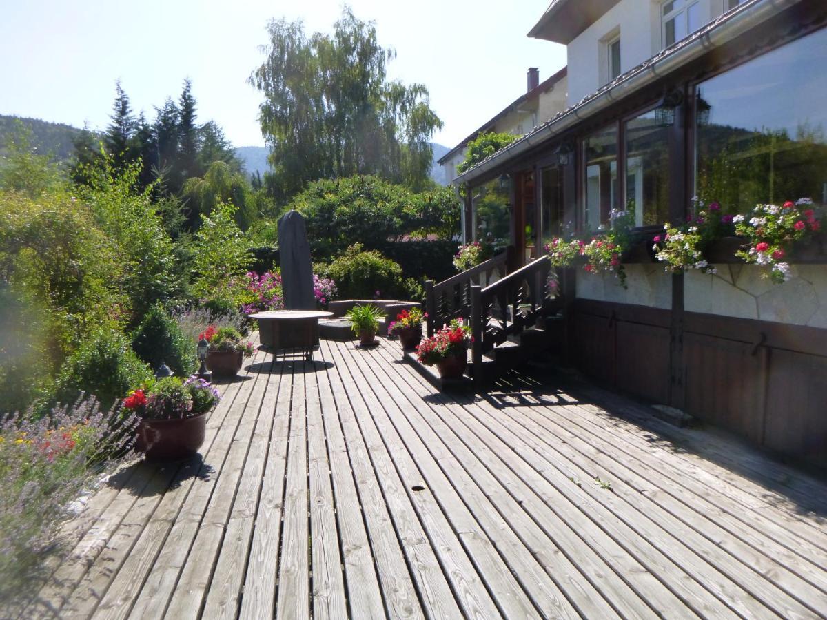 Chez MARLYSE Panzió Saint-Maurice-sur-Moselle Kültér fotó