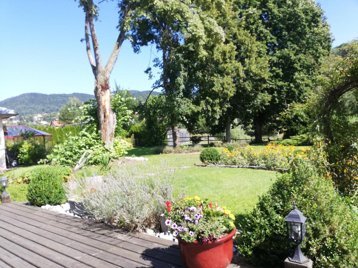Chez MARLYSE Panzió Saint-Maurice-sur-Moselle Kültér fotó